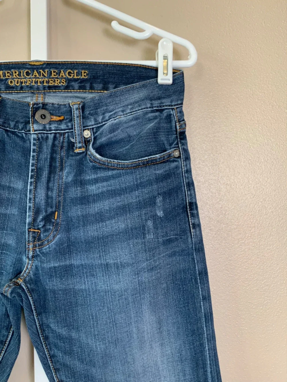 American Eagle Distressed Wash Slim Jeans